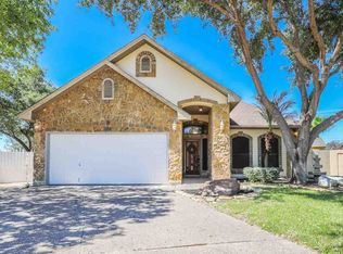10102 Caballo Dr, Laredo, TX 78045