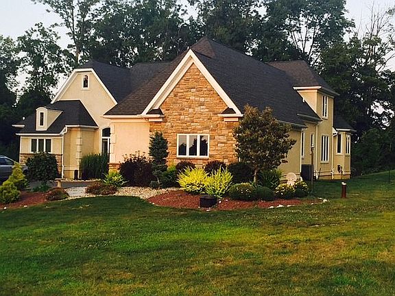 3rd image of 2730 Imperial Crest Dr