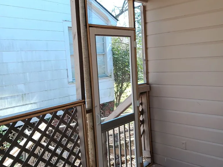 103 E Robinson Pl — Photo 43