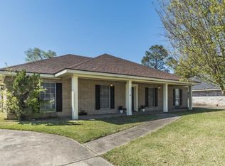 208 Orgeron Dr, Lafayette, LA 70506