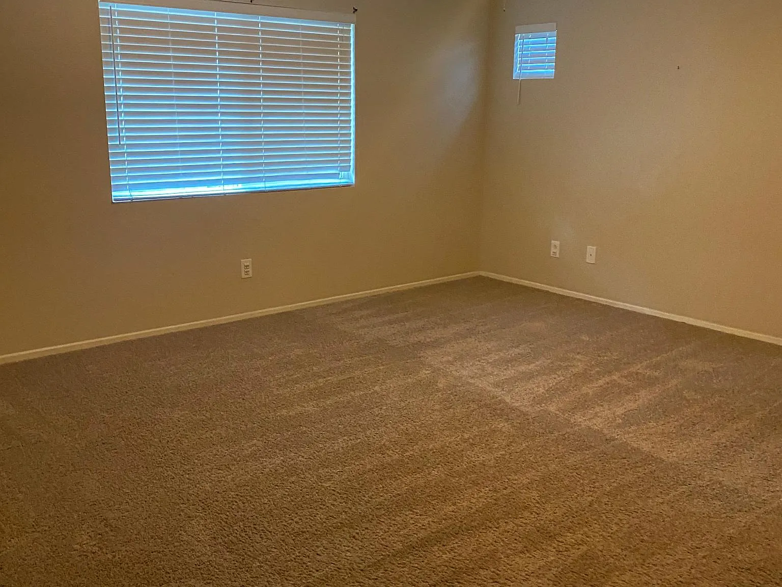 25838 Iris Ave — Photo 3