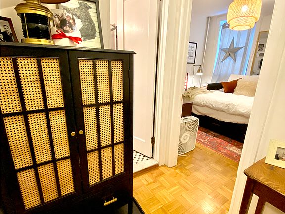 5th image of 412 E 11th St #1A