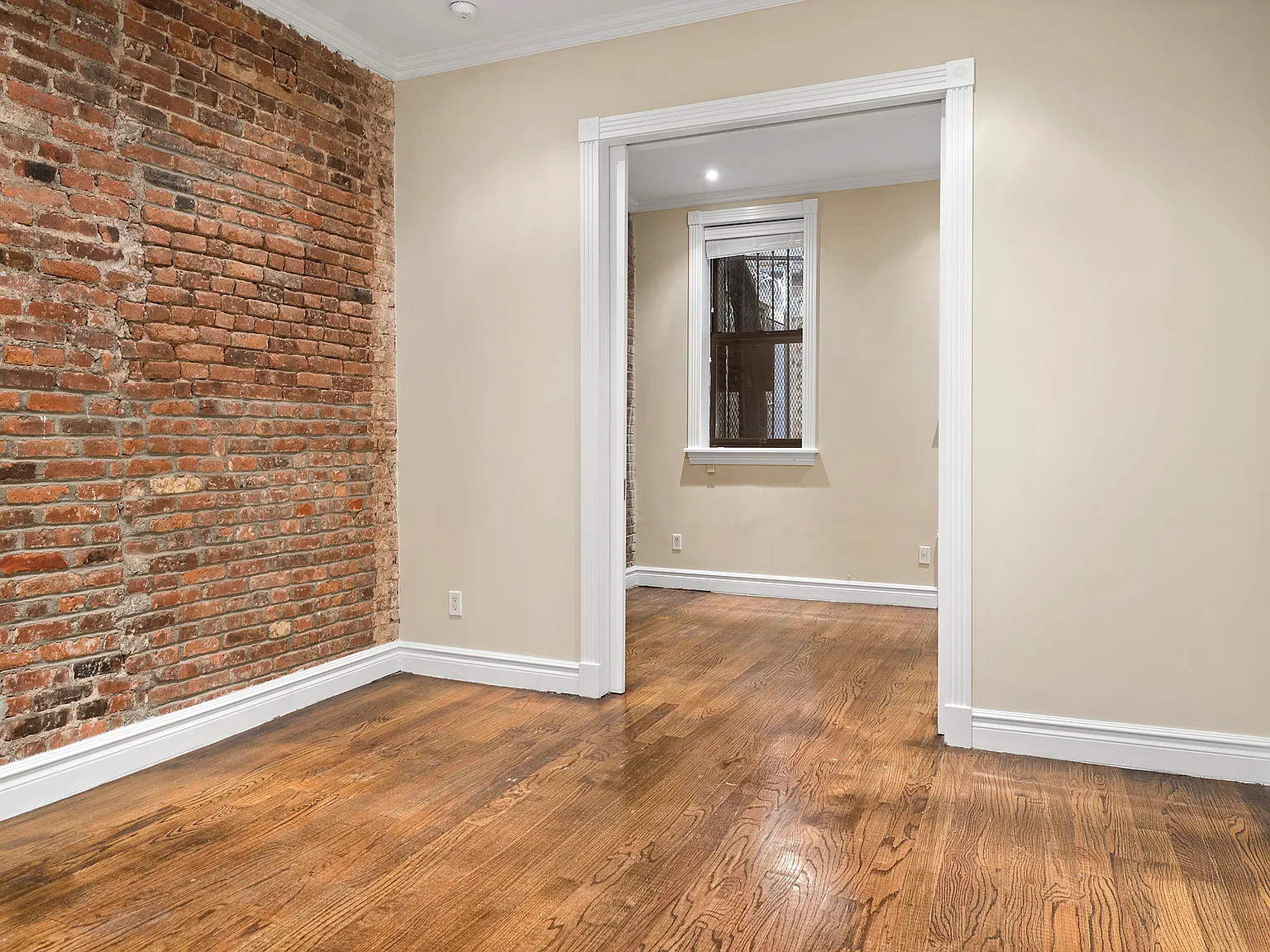 420 East 66th Street — Photo 2