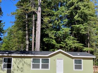 17460 Marsben Ln, Fort Bragg, CA 95437