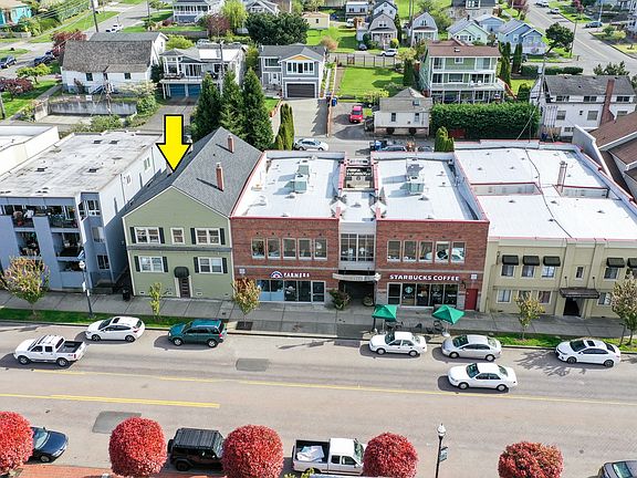 3rd image of 2110 N 30th St APT 8
