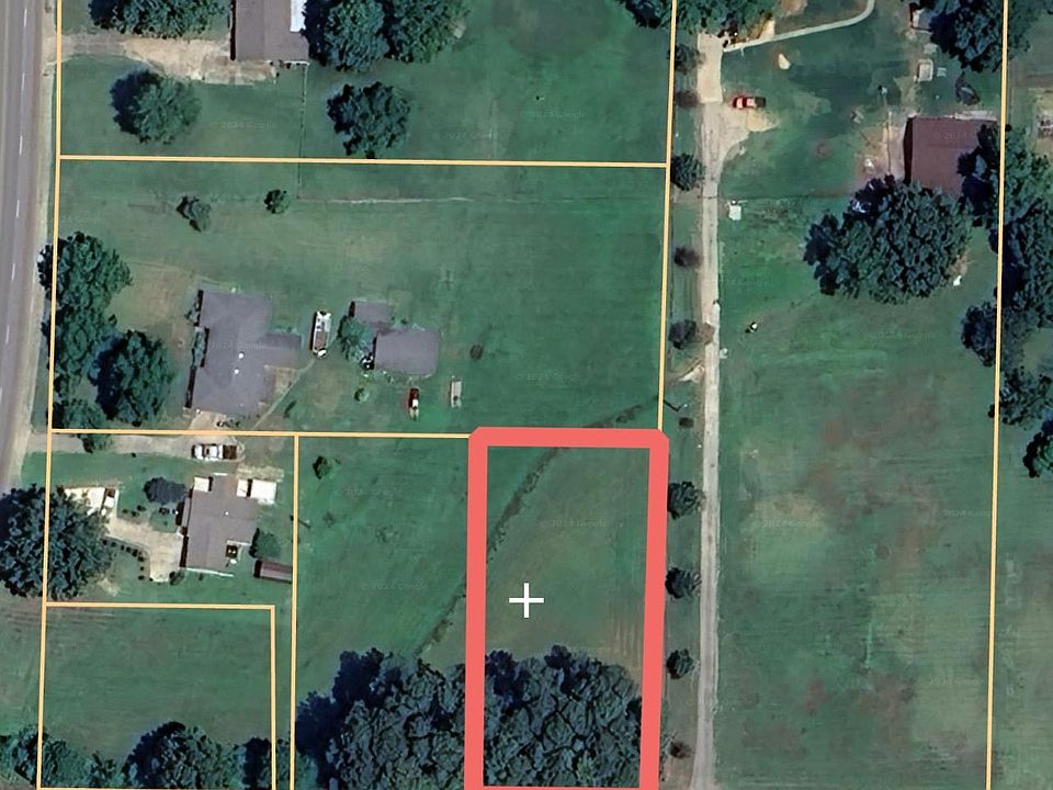 2nd image of 5 E Thomas Green Rd