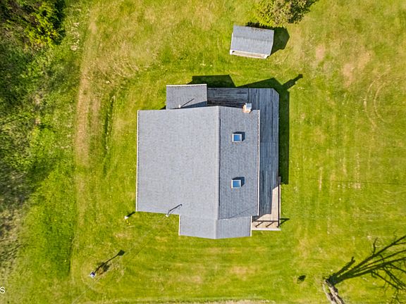 4th image of 725 Arabia Road