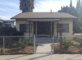 910 N Tamarind Ave, Compton, CA 90220