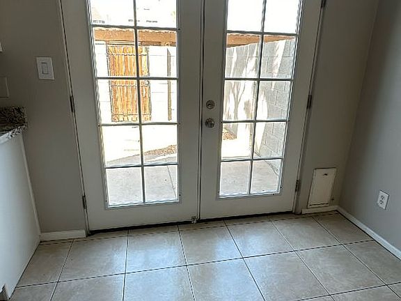 4th image of 3840 N 43rd Ave APT 34