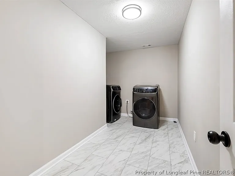 804 Rodie Ave — Photo 30