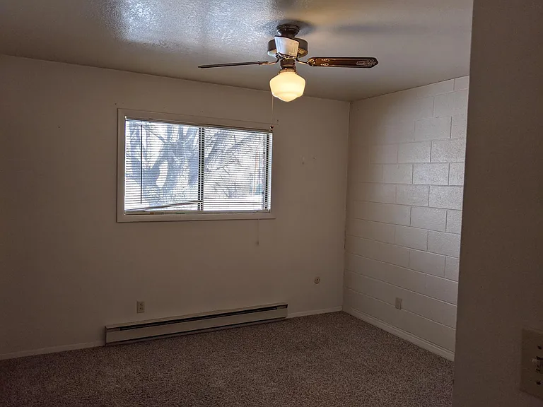 832 N 2nd St #6 — Photo 8