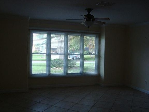 5th image of 155 41st Ct