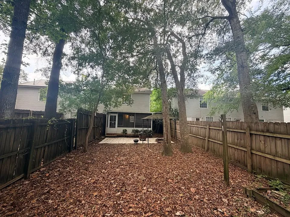 3 bed, 2.0 bath, 1188 sqft, $1,400 — Photo 3