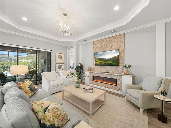 4th image of 9345 Terresina DR