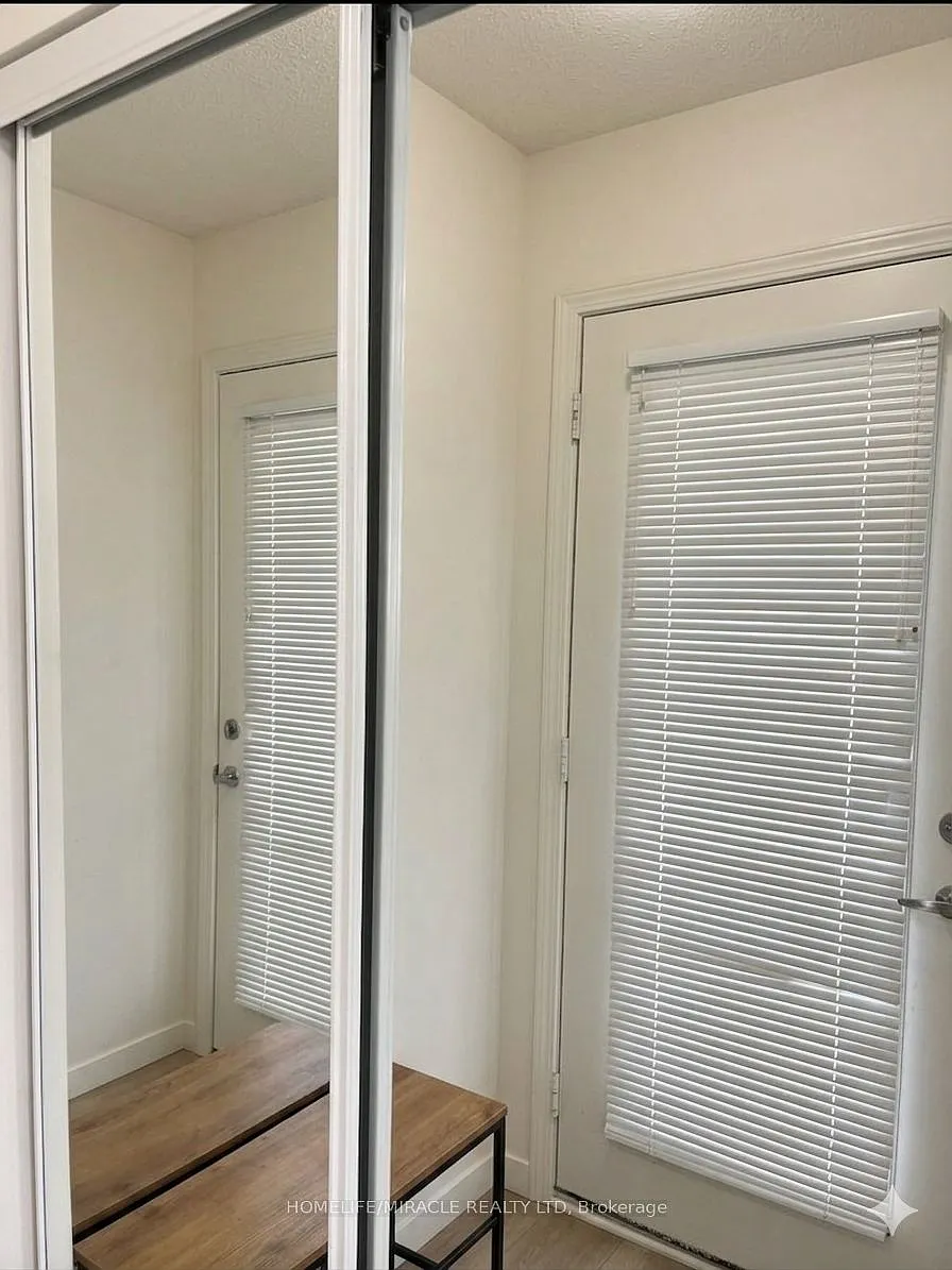 Building Photo - 250 Sunny Meadow Blvd #121