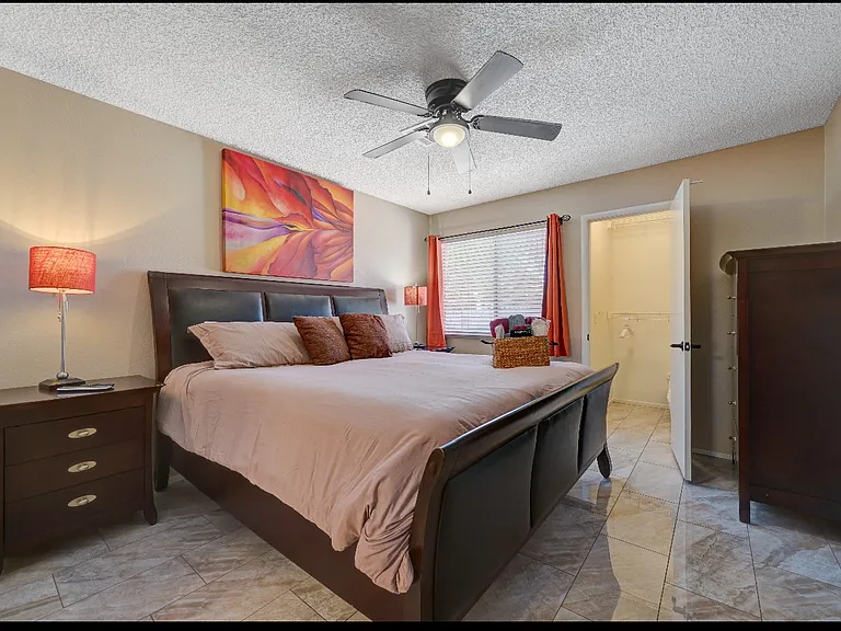 6600 Light Breeze Dr — Photo 8