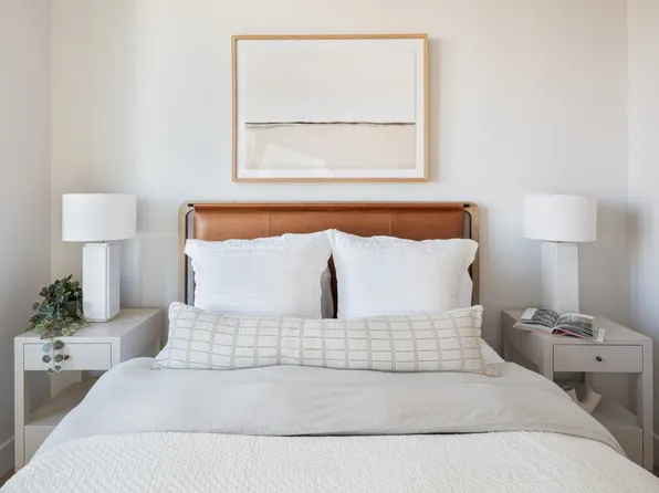 54 Crown Street image 9 of 44