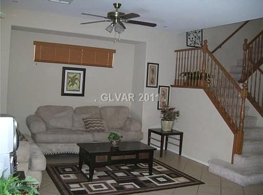 4th image of 9216 Weeping Hollow Ave