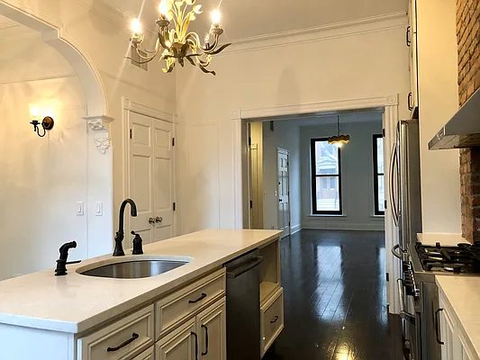 Rented by Compass | media 2