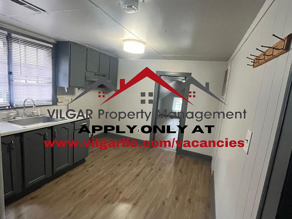 1st image of 820 Manhattan St #2