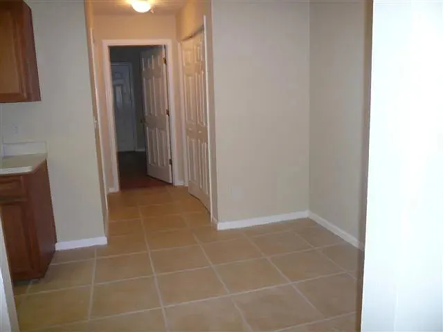 2525 Hartsfield Rd #27 — Photo 8