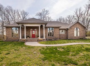 1764 Greenwood Rd, Marshfield, MO 65706