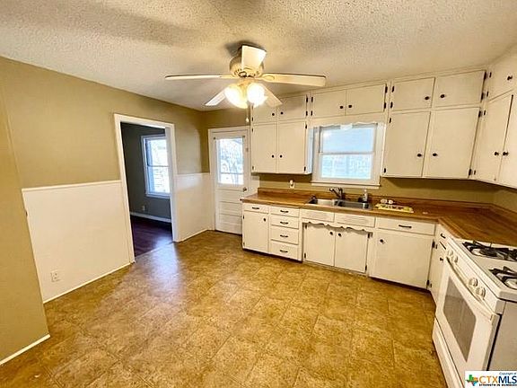 5th image of 104 N 28th St