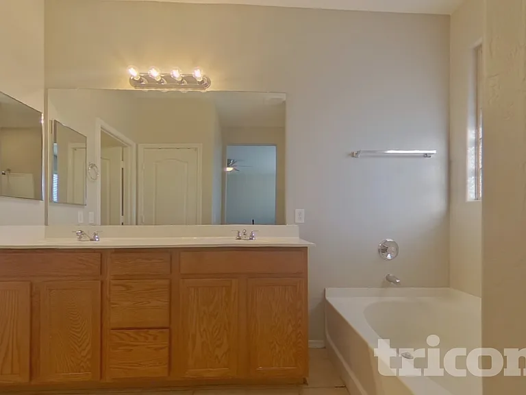 7022 W Carson Rd — Photo 12
