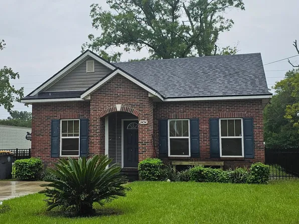 2434 SUSAN BADGER Circle, Jacksonville, FL 32209
