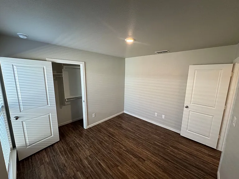 3411 Tiffin Ave — Photo 14