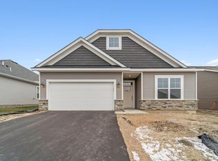 2734 Kama Ave NE, Saint Michael, MN 55376