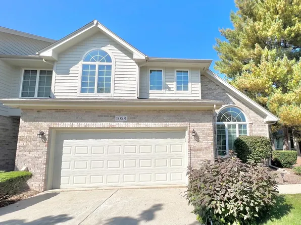 1058 Mission Hills Ct, Chesterton, IN 46304