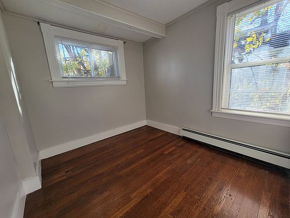 3rd image of 385-387 Belmont St #385