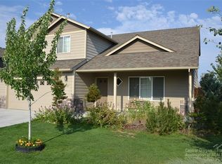 2600 NE 9th St, Redmond, OR 97756