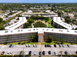 300 Village Green Circle S #420, Palm Springs, FL 33461