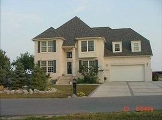 2700 Edgewater St, Monroe, MI 48162