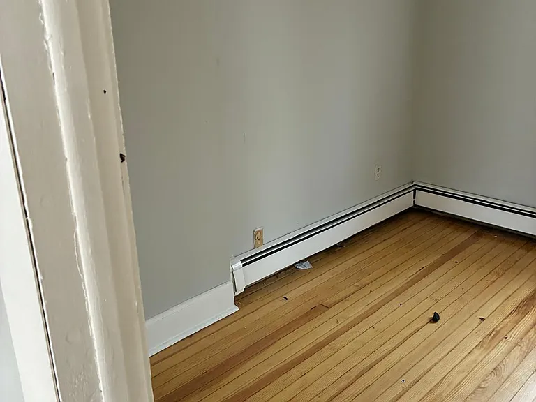 504 Court St #5 — Photo 20