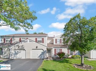 505 Nebraska Cir, Carol Stream, IL 60188