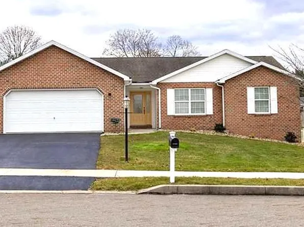 15 Birch Ave, Halifax, PA 17032