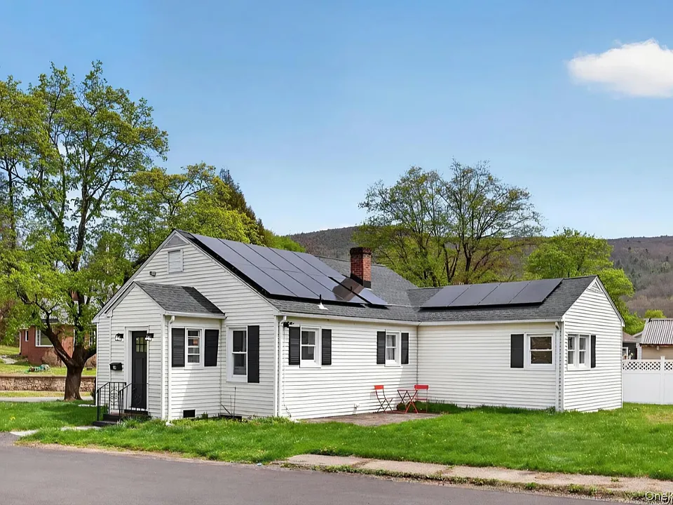 14 Roslyn St
