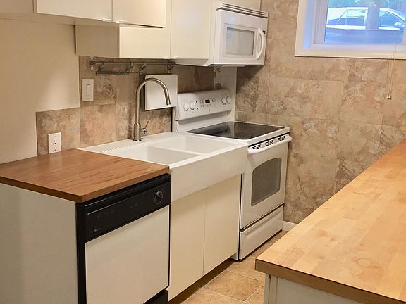 3rd image of 1125 N Kenilworth St APT 2