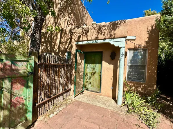 743 W Manhattan Ave APT D, Santa Fe, NM 87501