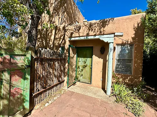 743 W Manhattan Ave #D Photo 1
