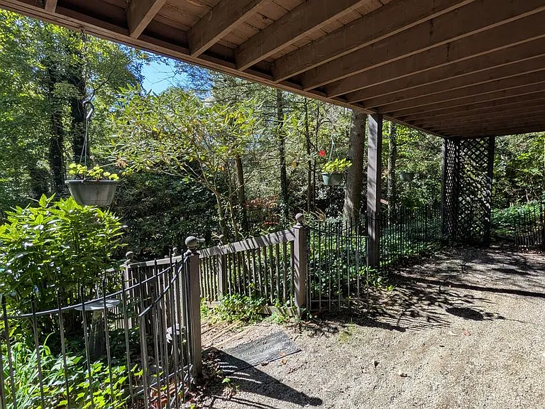 217 Assembly Dr — Photo 4