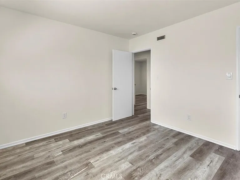 529 W Blaine St — Photo 20