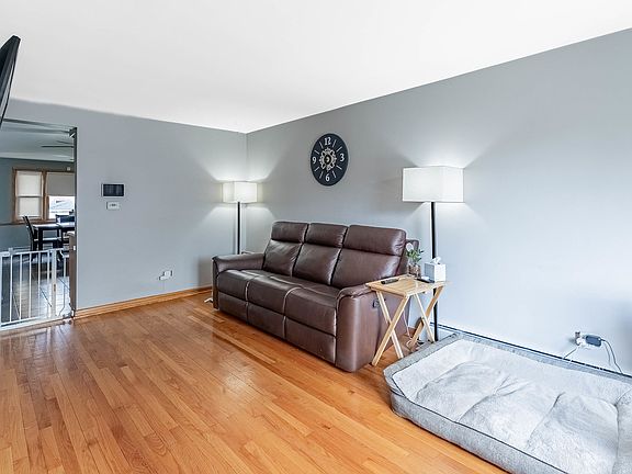 4th image of 5626 S Nashville Ave