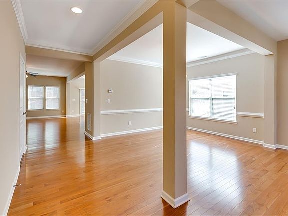 3rd image of 7245 Rocking Horse Ln