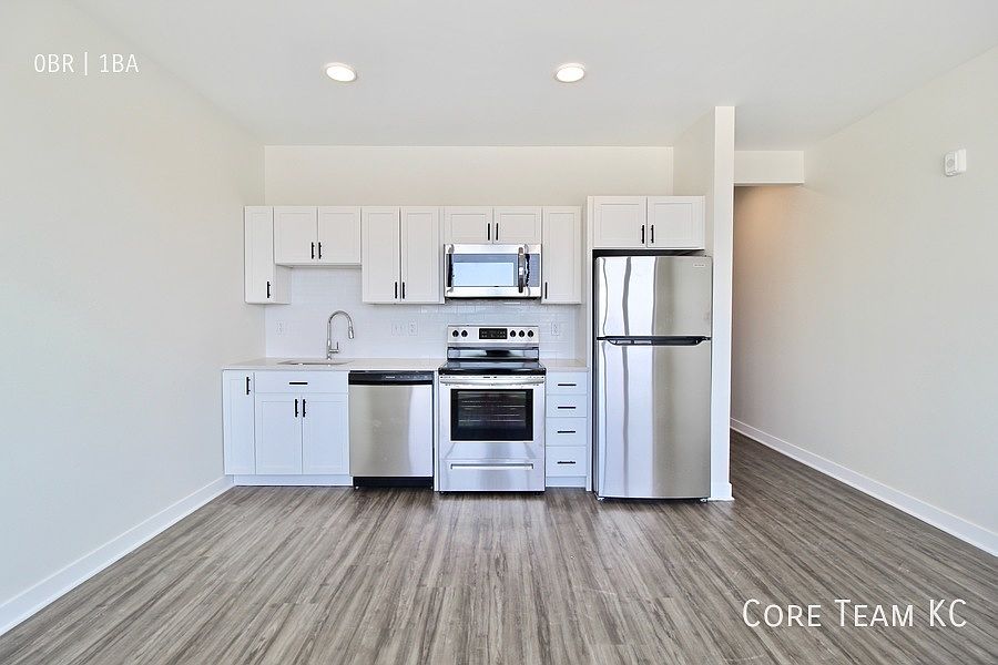 1st image of 222 W 75th St #B