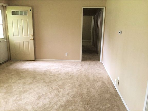 2nd image of 145 Bel Aire Dr