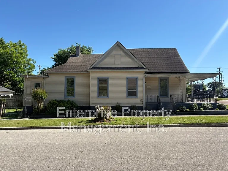 32 N Cooper St — Photo 6